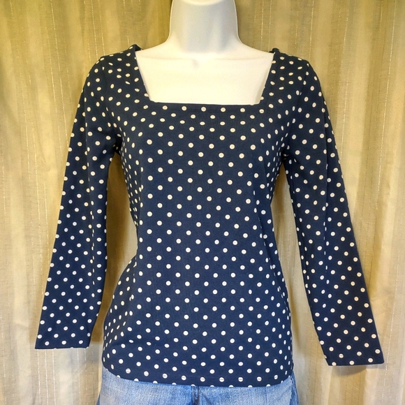 J. CREW Polka Dot Print Woman's Tee. XS - Picture 2 of 12